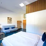 Shima-davos Nocleg ze śniadaniem 3*