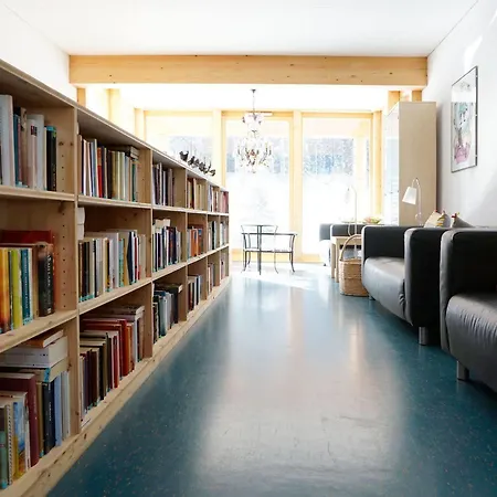 Shima-davos Bed & Breakfast