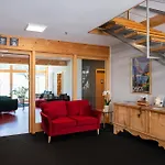 Shima-davos Couette-café 3*