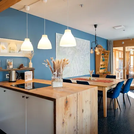 Shima-davos Bed and Breakfast Νταβός