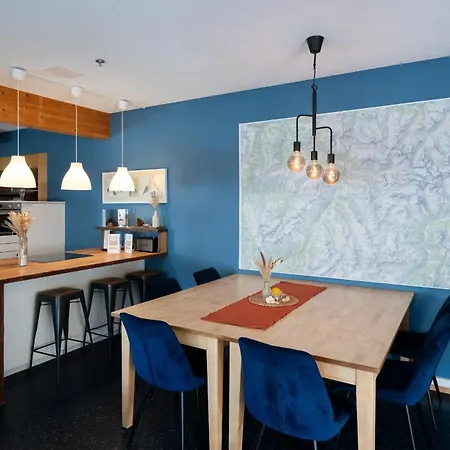 Shima-davos Bed and Breakfast Νταβός