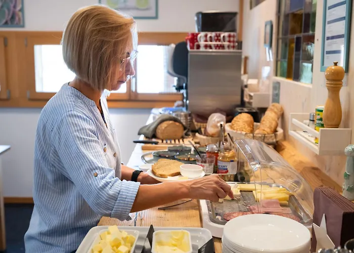 Shima-davos فندق مبيت وإفطار